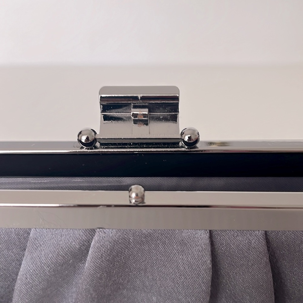 Jessica  McClintock Clutch - Picture 8 of 10